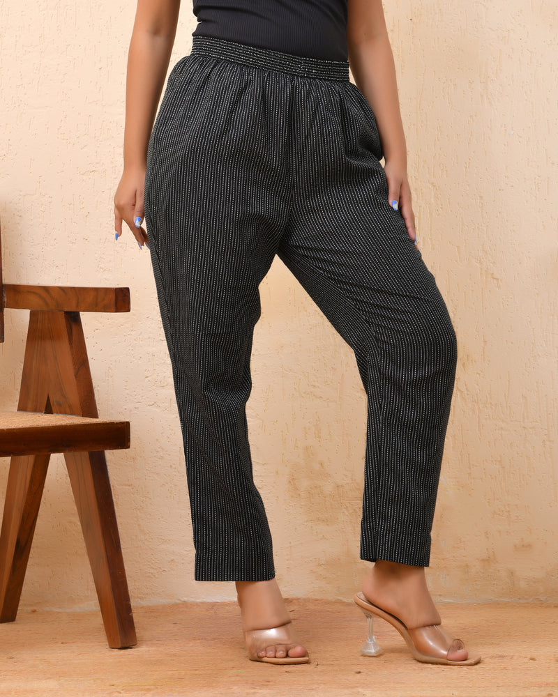 Black katha straight fit pants