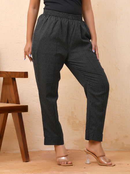 Black katha straight fit pants