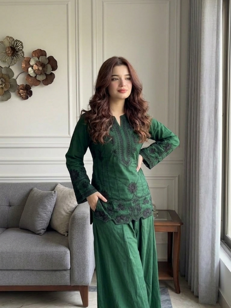 Emerald Green Embroidered Kurta Set