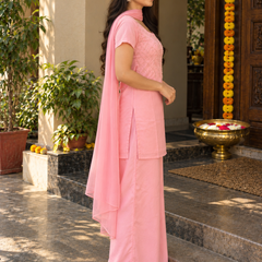 Gulabi Noor Suit Set